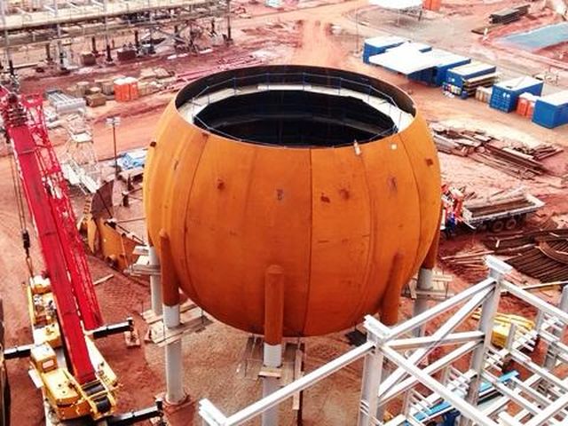 Trabalho de inspeção técnica em campo — foto 1